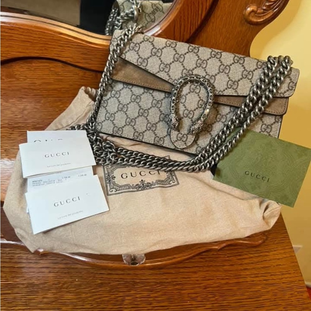 ***AUTHENTIC*****Gucci Dionysus Medium Shoulder Bag with Chain Strap